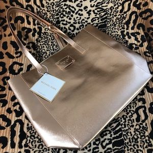 Michael Kors: brand new w/ tags tote/sac